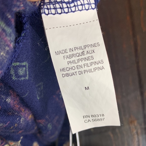 Lucky Brand High Low Boho Graphic T-shirt - Picture 10 of 10